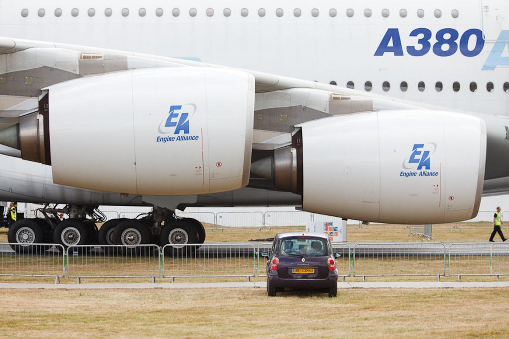 Airbus_A380-9